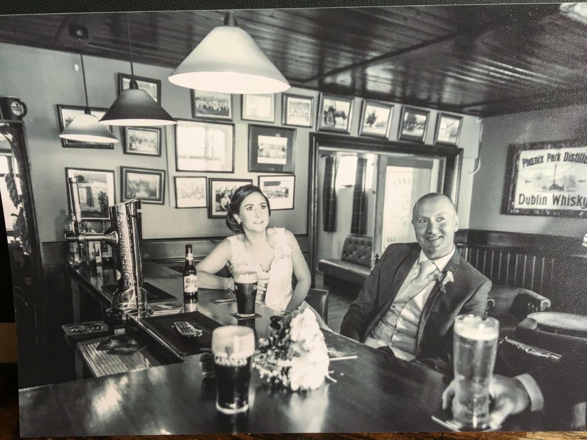 Carey'S Bar & Farmhouse Kilkenny Border Oldleighlin Buitenkant foto